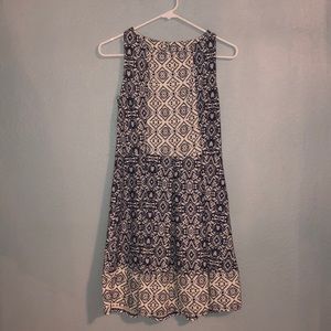 Patterned casual dress